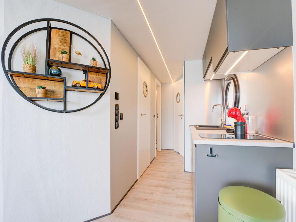 Hotel Beautiful Houseboat In Marina Of Volendam Esterno foto